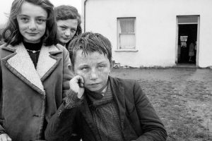071407-Three-kids-Dunquin-Co-Kerry-Ireland-by-John-Walmsley9b5801b122.jpg